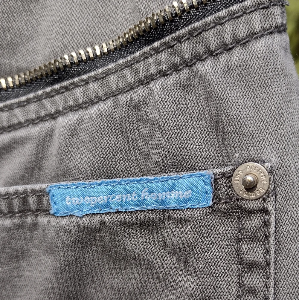 Gray Button-Fly Jeans - Picture 6 of 10